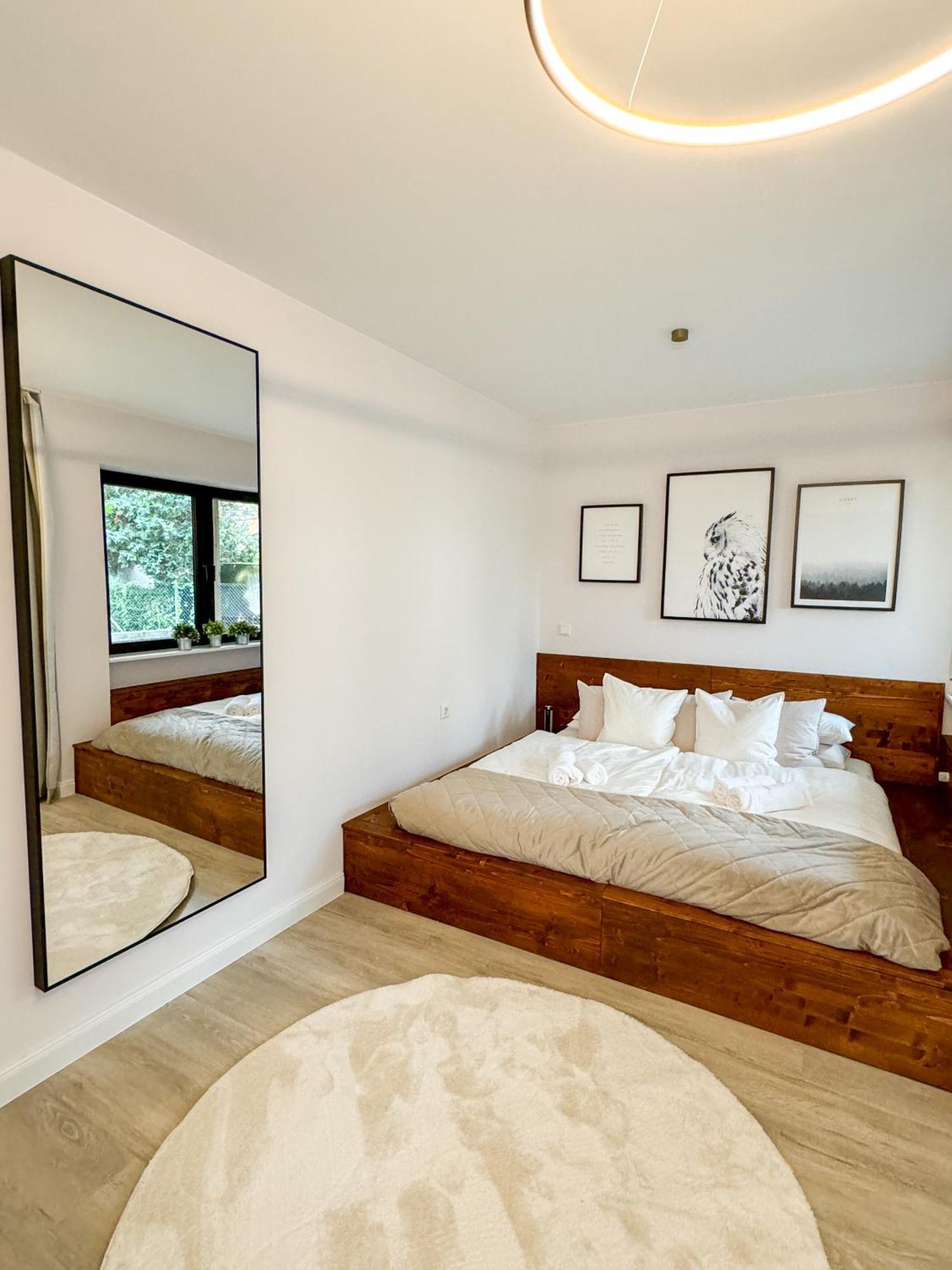 Leonardo Wuerzburg I Freistehende Badwanne Apartment Exterior foto